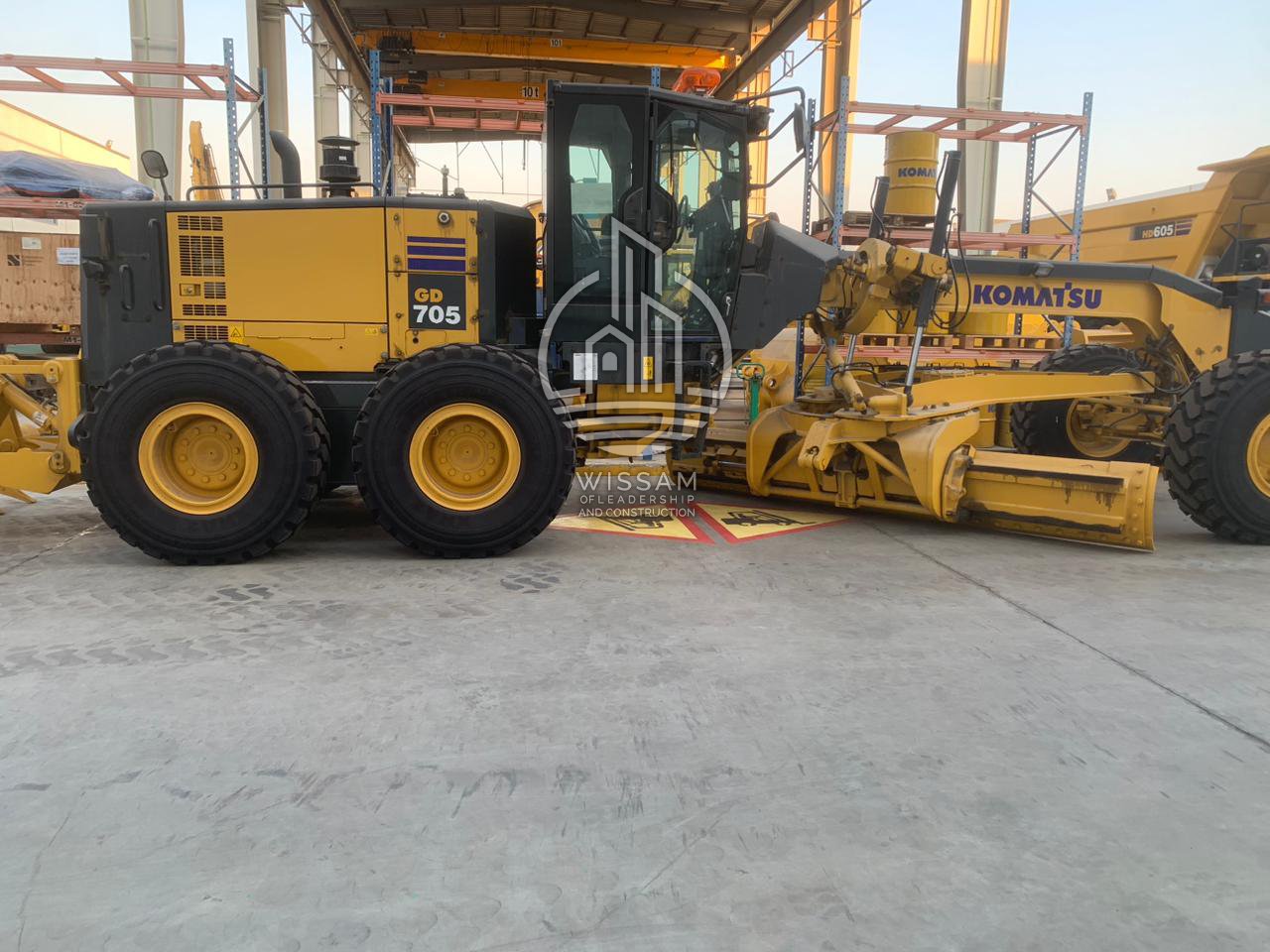 Komatsu GD705-5 / Grader